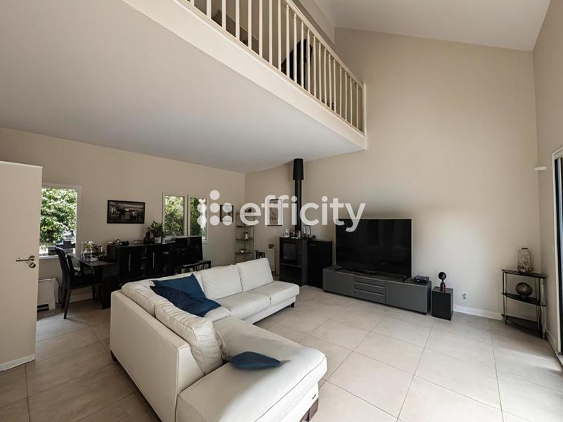 Maison - 131 m² - 5 pièces