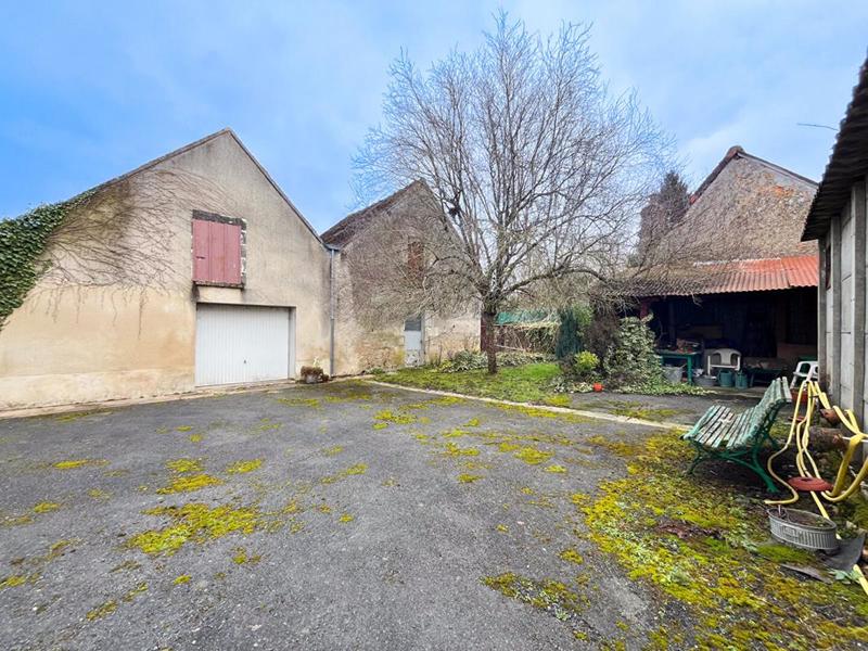 Maison - 104 m² - 6 pièces