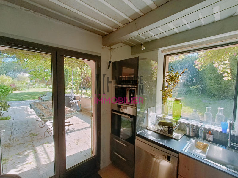 Mas - 380 m² - 10 pièces