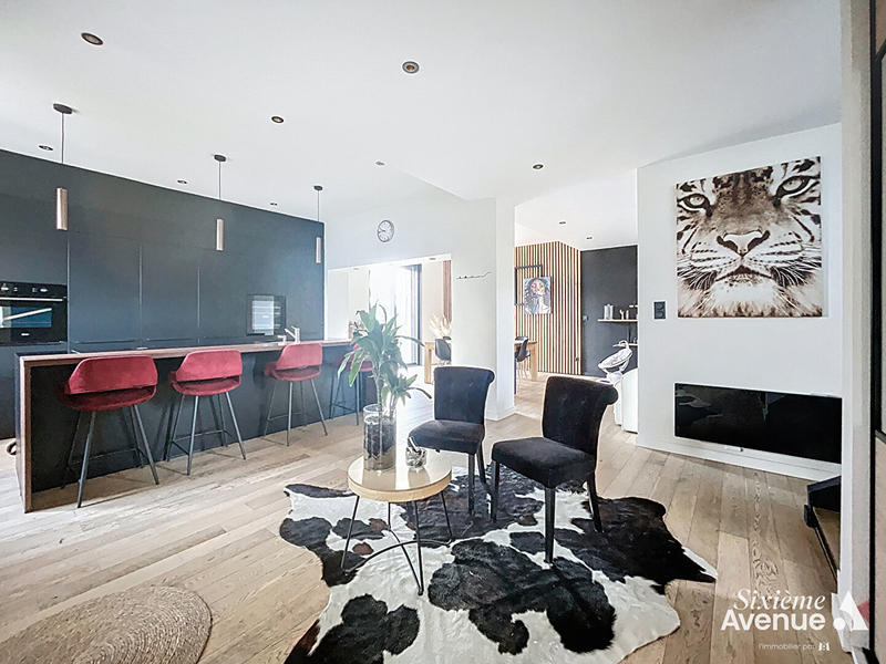 Maison - 160 m² - 7 pièces