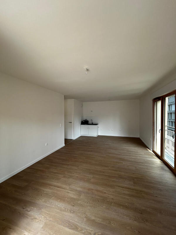 Appartement - 90 m² - 4 pièces