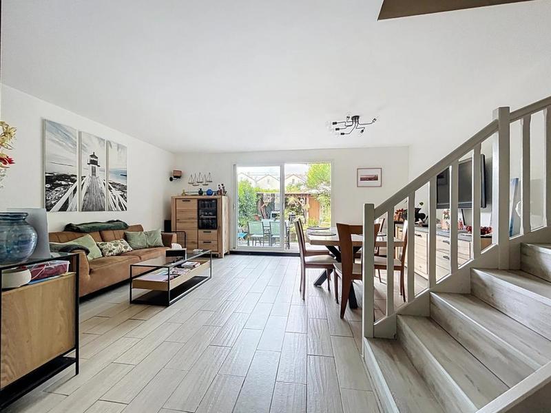 Maison - 125 m² - 6 pièces