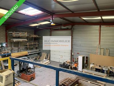 Entrepôt - 1 150 m²