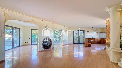 Maison - 134 m² - 4 pièces