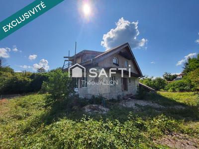 Maison - 150 m² - 2 pièces