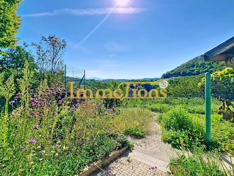 Maison - 210 m² - 7 pièces