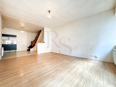 Maison - 84 m² - 3 pièces