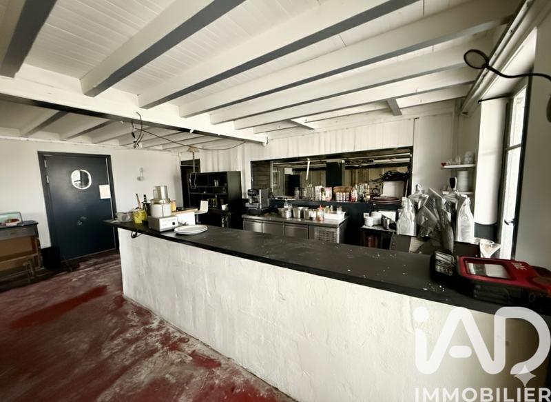 Maison - 350 m² - 5 pièces