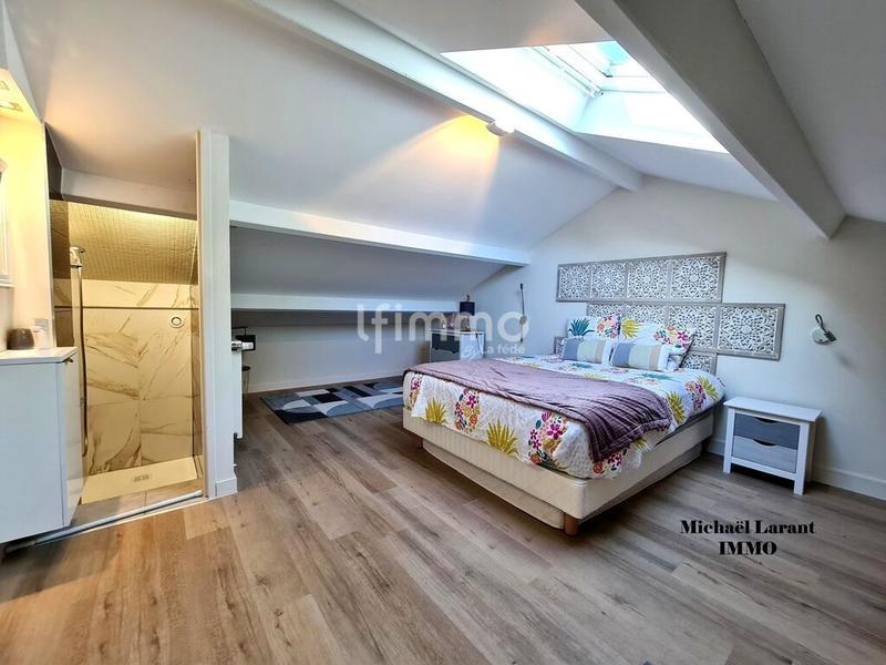 Propriété - 484 m² - 7 pièces