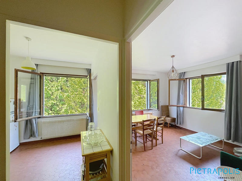 Appartement - 61 m² - 3 pièces