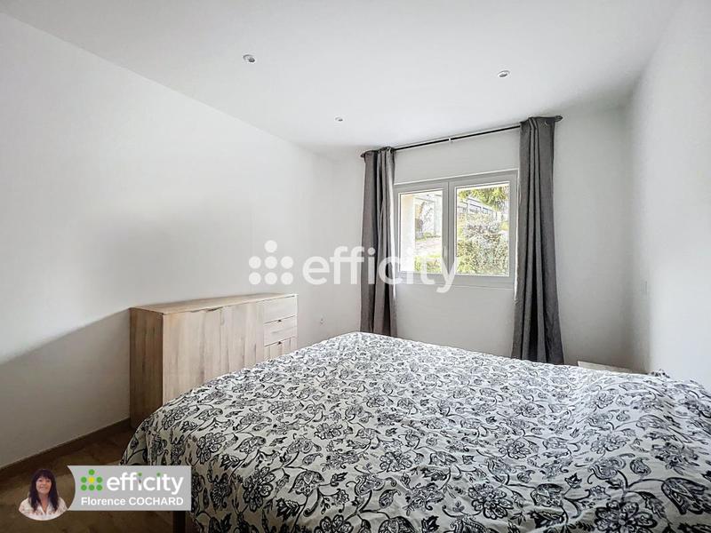 Appartement - 105 m² - 4 pièces