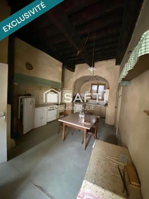 Maison - 104 m² - 4 pièces