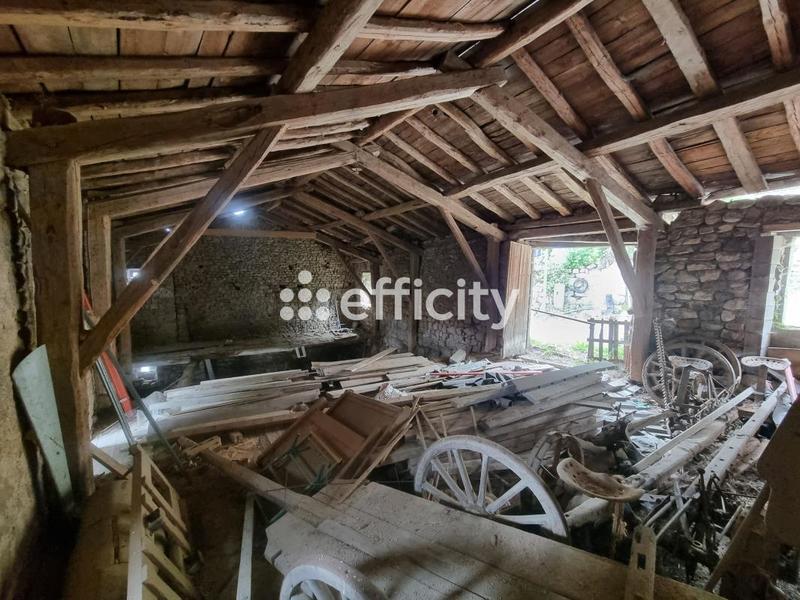 Maison - 200 m² - 4 pièces