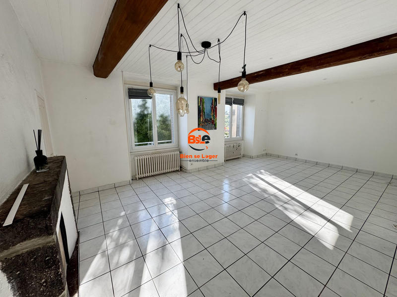 Maison - 96 m² - 3 pièces