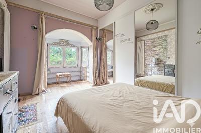 Maison - 142 m² - 8 pièces