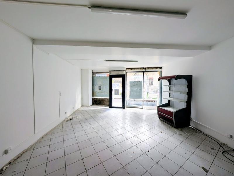 Local commercial - 110 m²