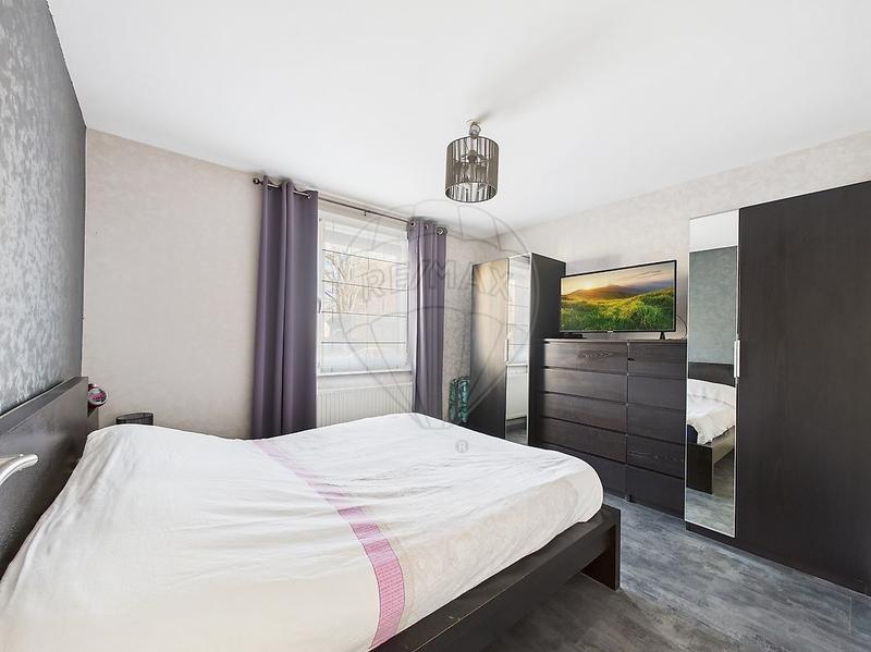 Maison - 88 m² - 5 pièces