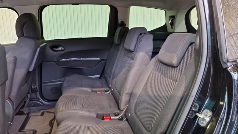 Peugeot 5008 1.6 Hdi 115ch Fap Bvm6 Allure 5pl