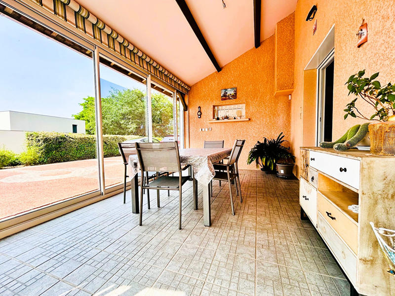 Villa - 195 m² - 8 pièces