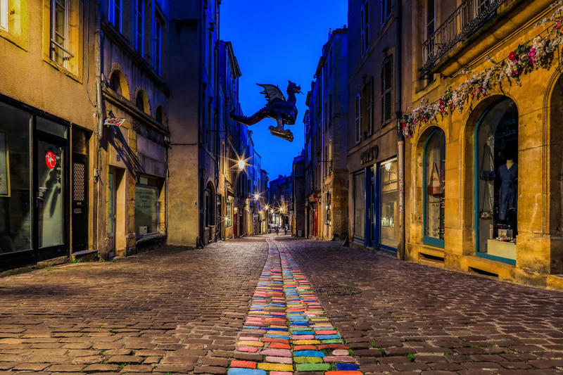 Visite guidée de Metz - sur les traces du Graoully, visite famille