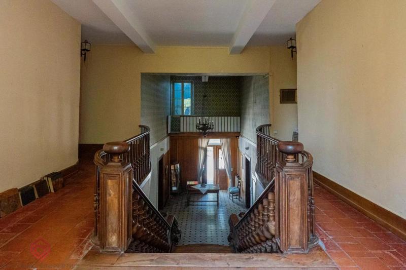 Maison de maîtres - 409 m² - 13 pièces