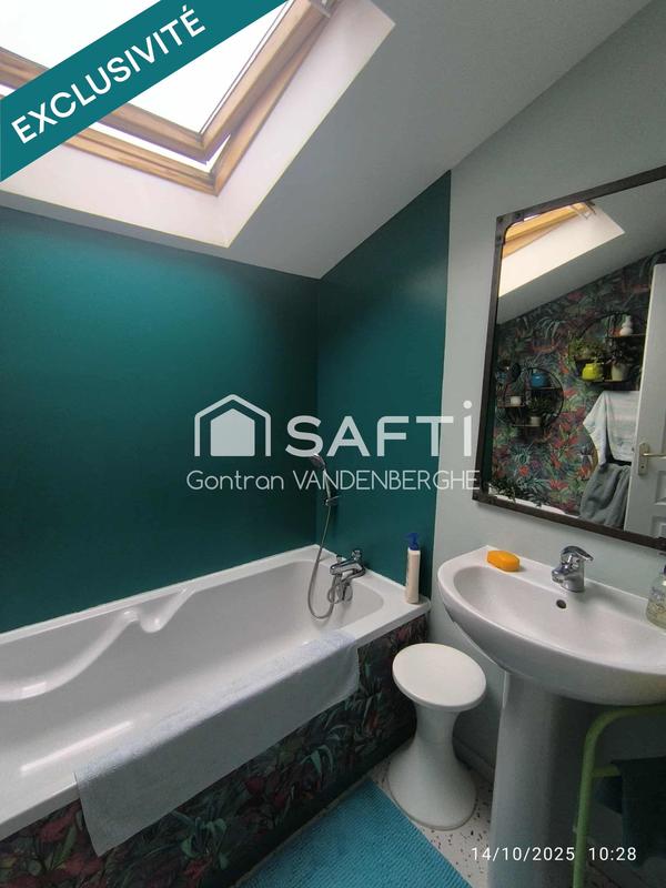 Maison - 121 m² - 7 pièces