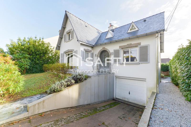 Maison - 261 m² - 6 pièces