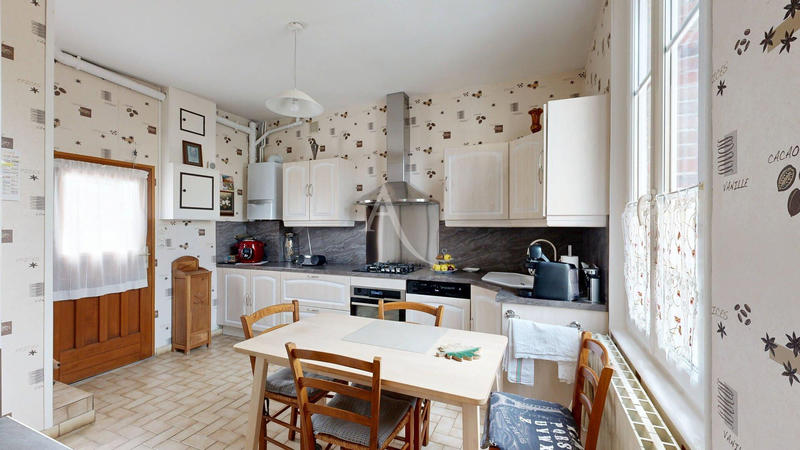 Maison - 82 m² - 4 pièces