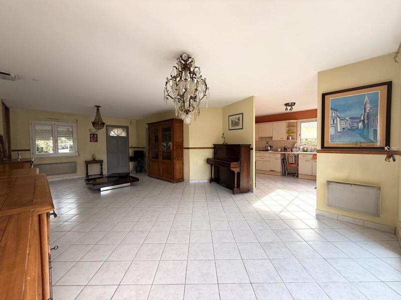 Maison - 111 m² - 6 pièces