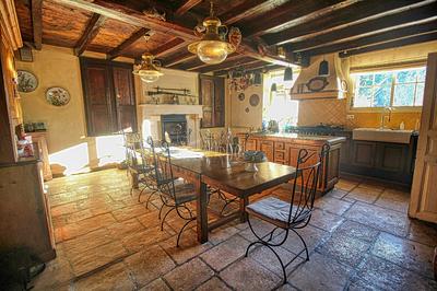 Maison - 515 m² - 11 pièces