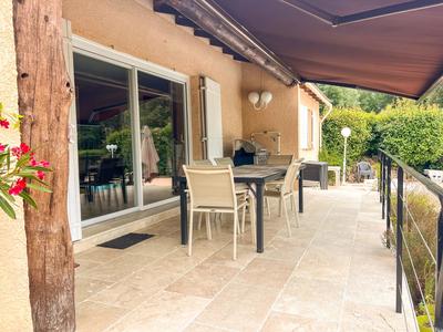 Villa - 115 m² - 5 pièces
