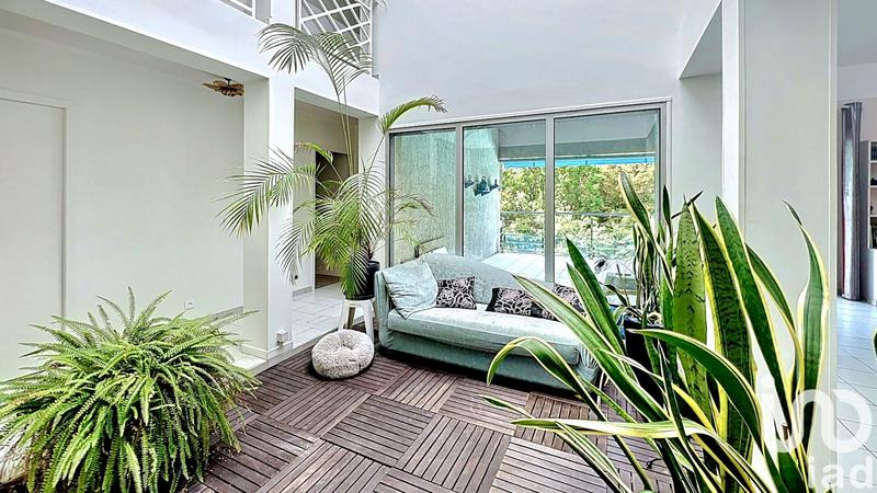 Maison de maîtres - 220 m² - 9 pièces