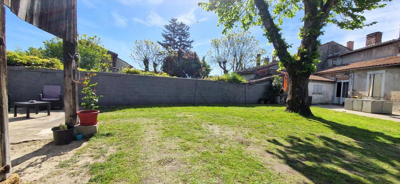 Maison de campagne - 252 m² - 10 pièces