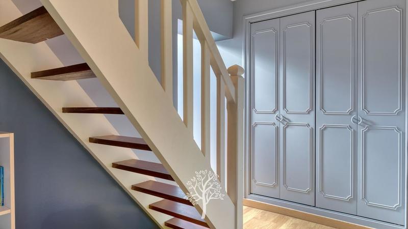 Maison - 325 m² - 7 pièces