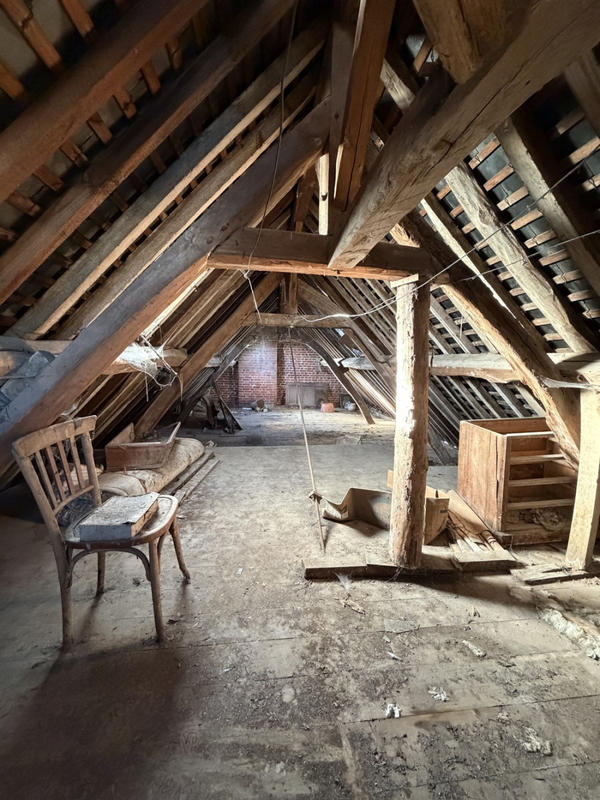 Maison - 205 m² - 6 pièces