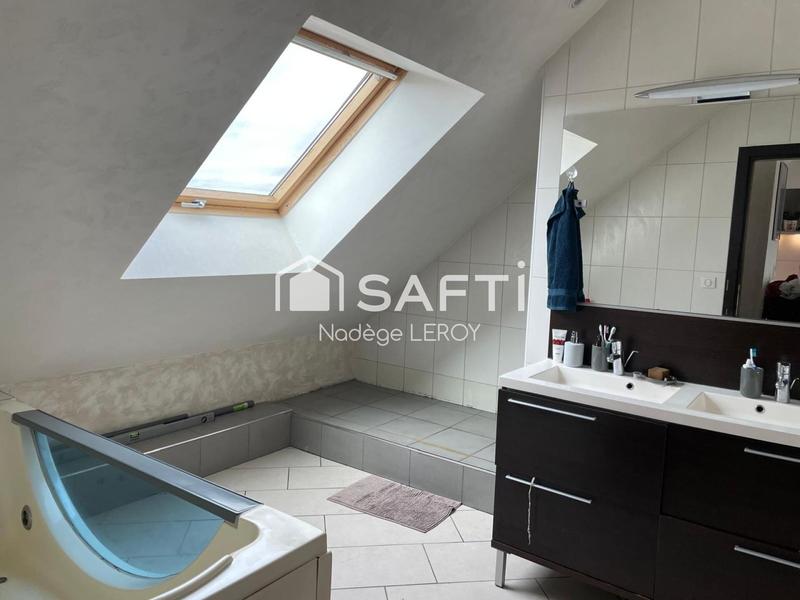 Appartement - 80 m² - 3 pièces