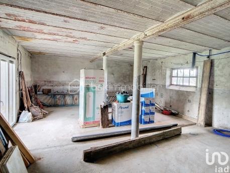 Grange - 215 m² - 5 pièces