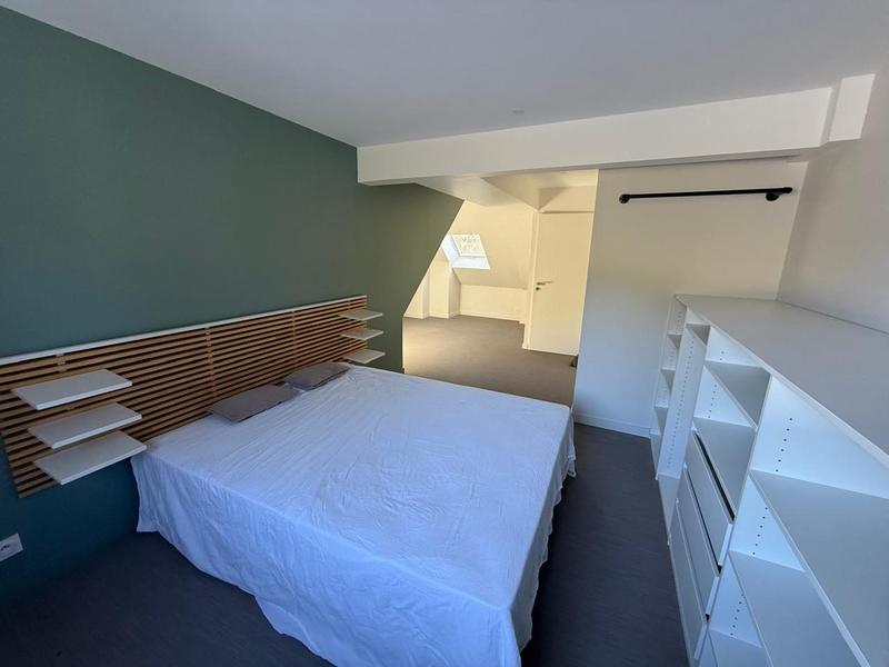 Villa - 330 m² - 9 pièces