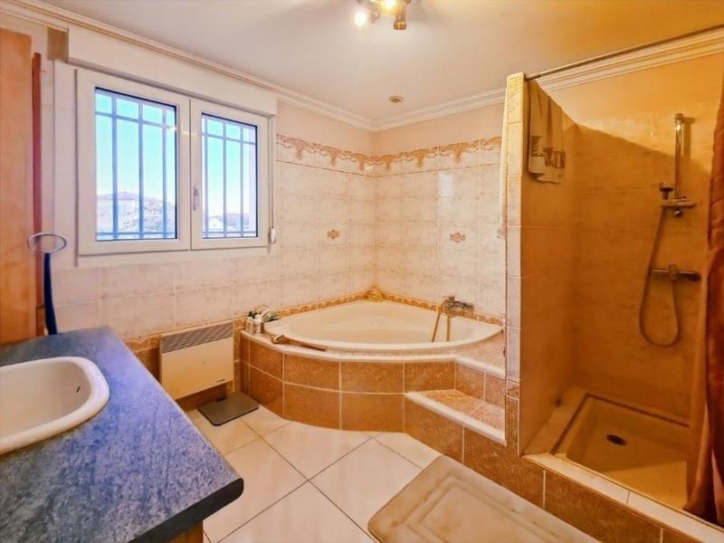 Villa - 160 m² - 4 pièces