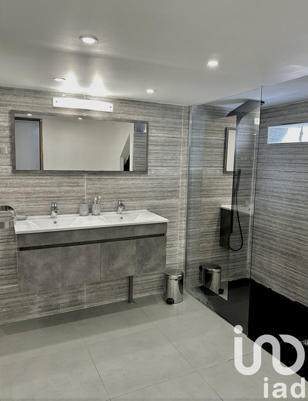 Maison - 145 m² - 5 pièces