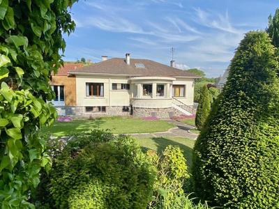 Pavillon - 133 m² - 6 pièces