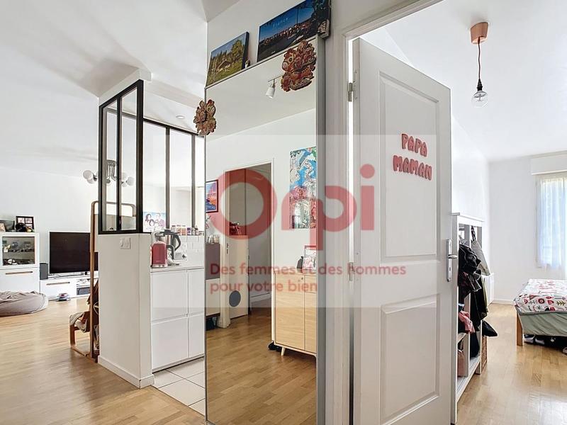 Appartement - 97 m² - 4 pièces