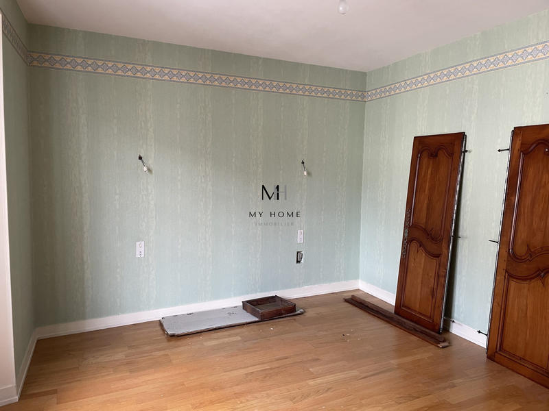 Maison - 171 m² - 10 pièces