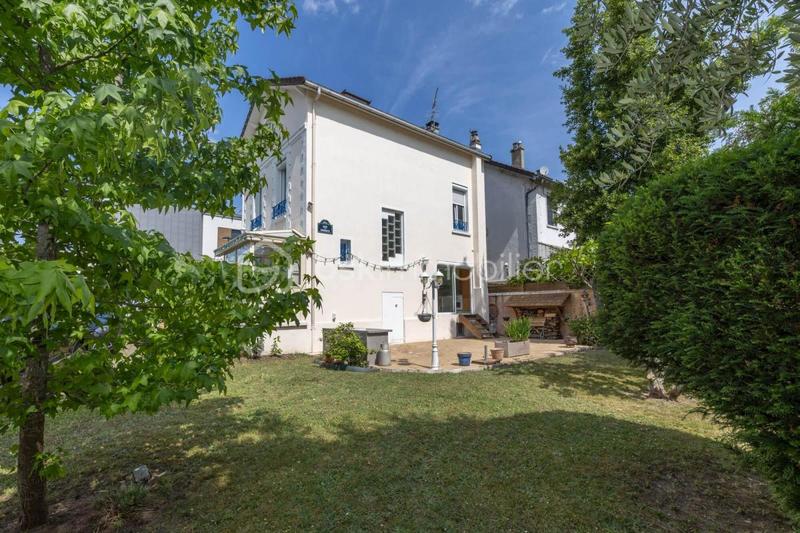 Maison - 135 m² - 5 pièces