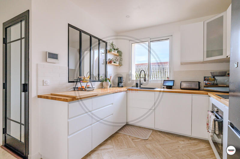 Maison - 164 m² - 8 pièces