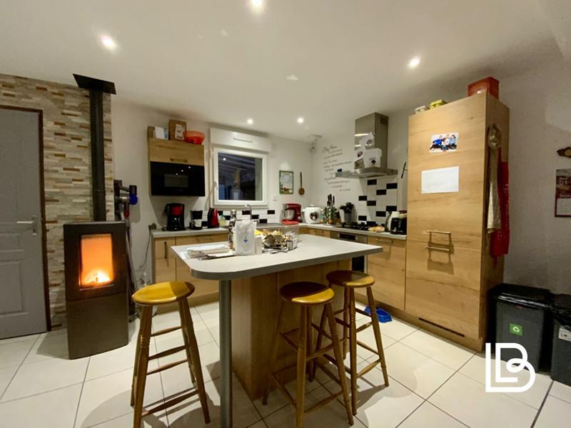 Maison - 135 m² - 8 pièces