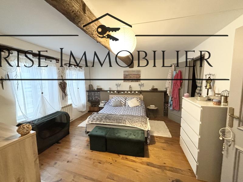 Maison - 104 m² - 5 pièces