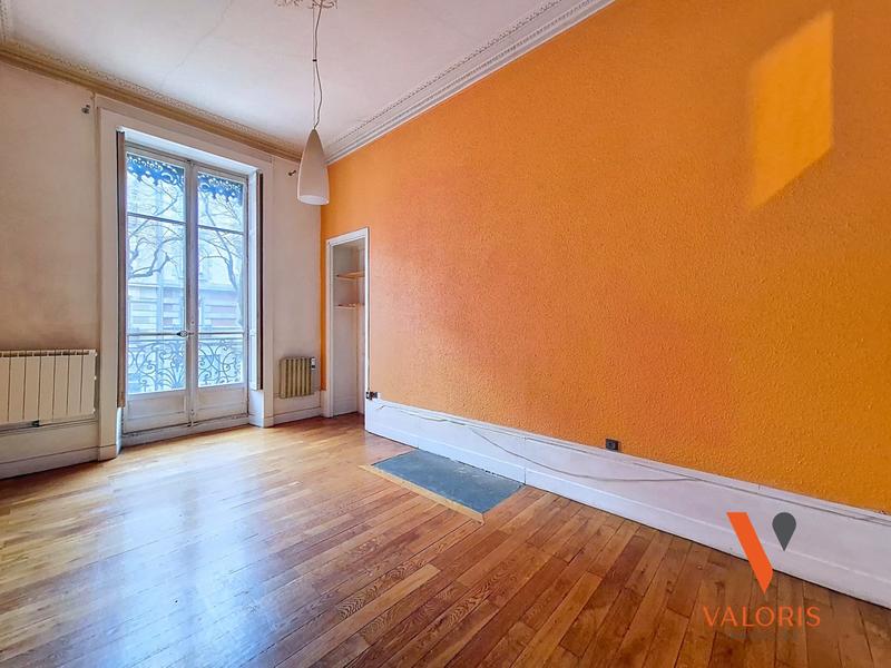 Appartement - 170 m² - 6 pièces