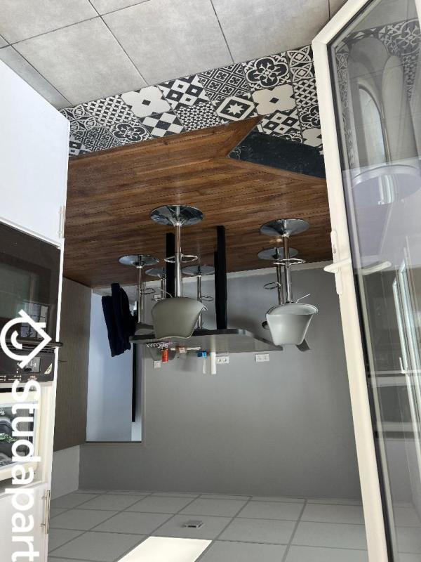 Chambre - 15 m² - 1 pièce