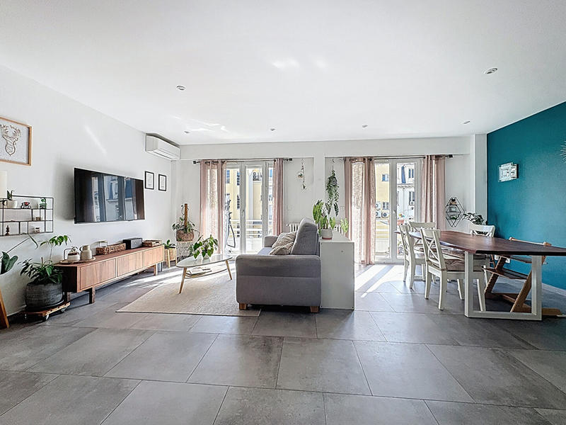 Appartement - 86 m² - 3 pièces